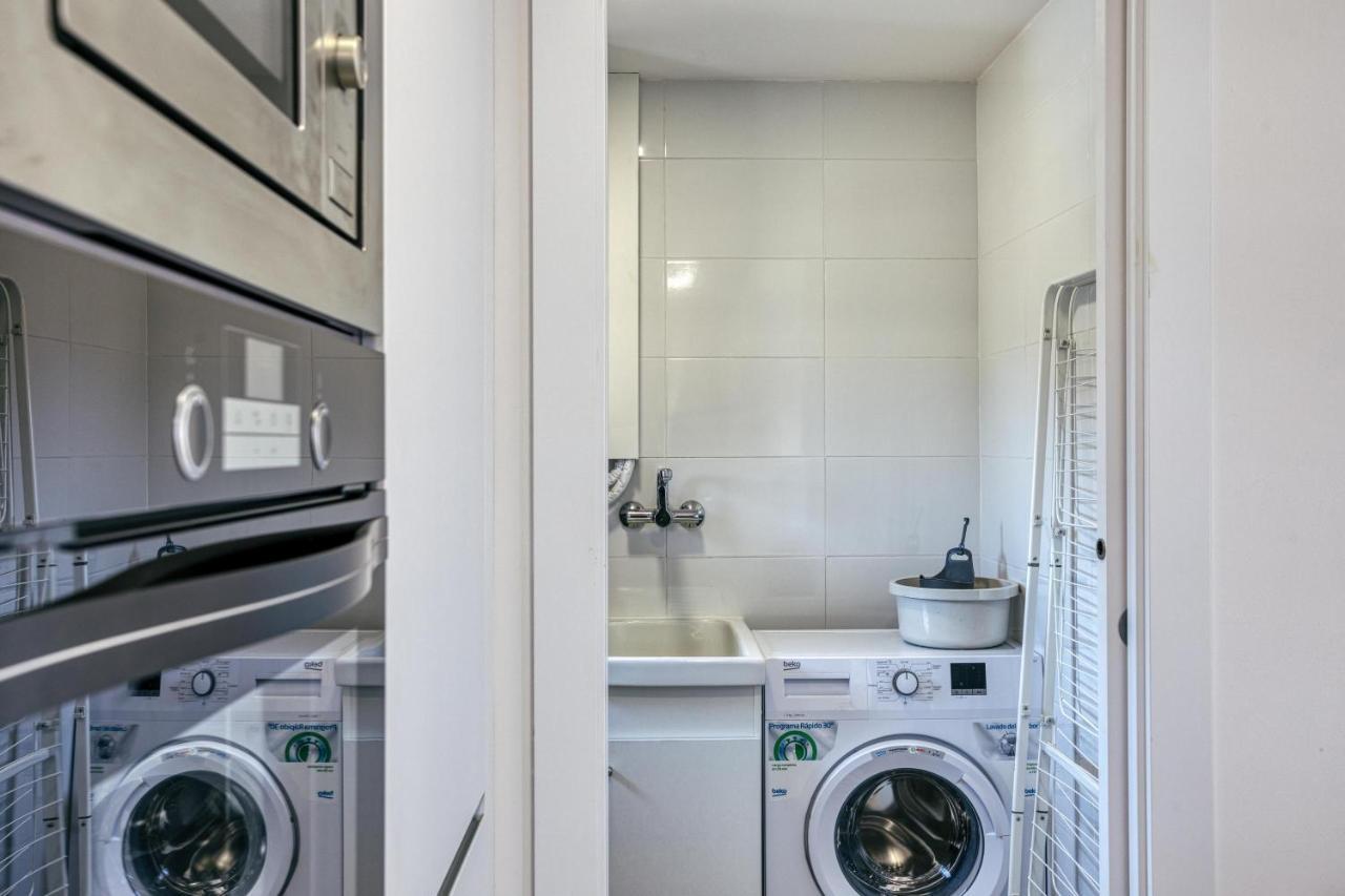Murtra Apartment Roses Eksteriør bilde